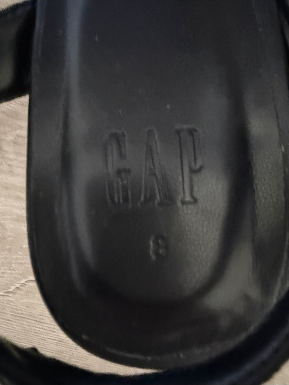 GAP Black Pointed Toe Slingback Kitten Heels - Picture 2 of 6